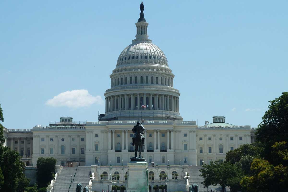 Tausiyah Ba’da Dzuhur Kejati Riau yang Disampaikan oleh Ustadz Chairul Ihkwan