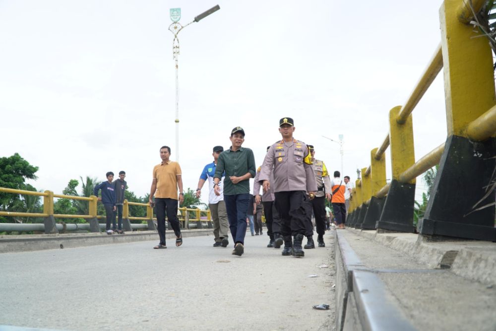 Jembatan Sungai Rokan Penghubung Riau-Sumut Rusak Imbas Curah Hujan Tinggi