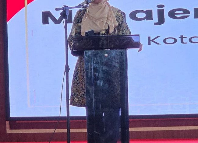 Lewat Seminar BRIN, Karmila Sari Ajak Masyarakat Rohil Berdayakan Koperasi Merah Putih untuk Kemajuan Desa