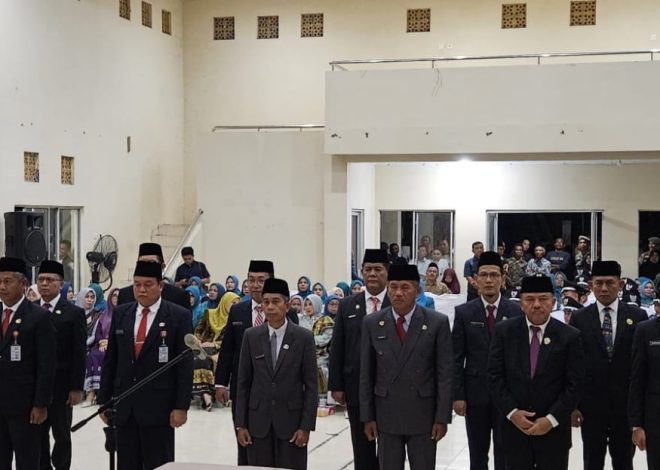 Bupati Kuansing Lantik 16 Pejabat Eselon II, Tekankan Peningkatan Pelayanan dan Hindari Gaya Hidup Hedon