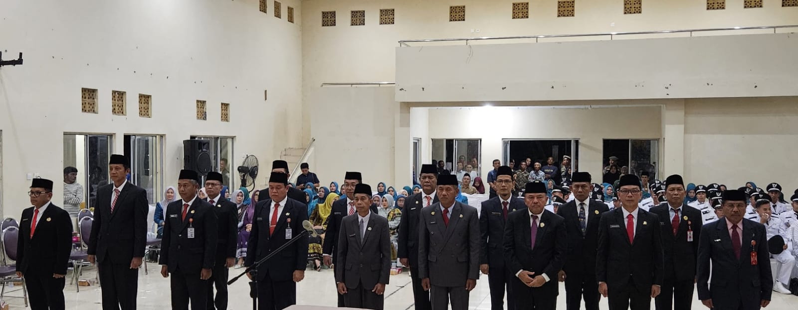 Bupati Kuansing Lantik 16 Pejabat Eselon II, Tekankan Peningkatan Pelayanan dan Hindari Gaya Hidup Hedon