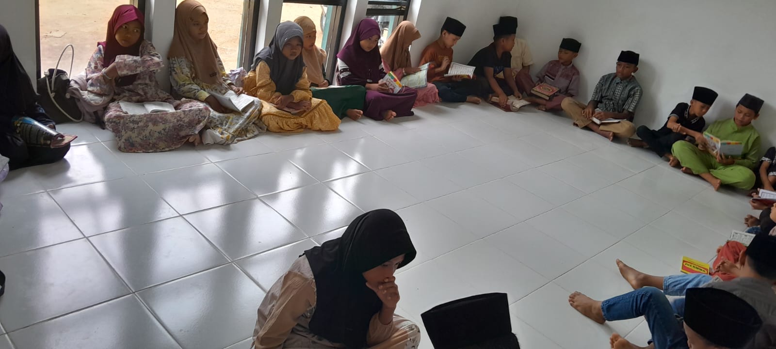 Rumah Tahfidz Ibnu Rusydi Kecamatan Benai Agendakan Program Belajar, Hardenis : Kita Bangun Generasi Yang Qur’ani.